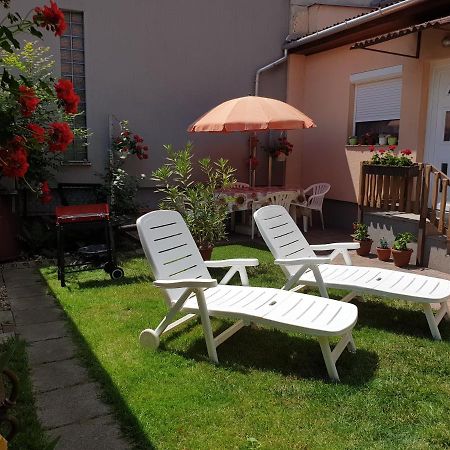 Renata Vendeghaz Hotel Eger Ngoại thất bức ảnh
